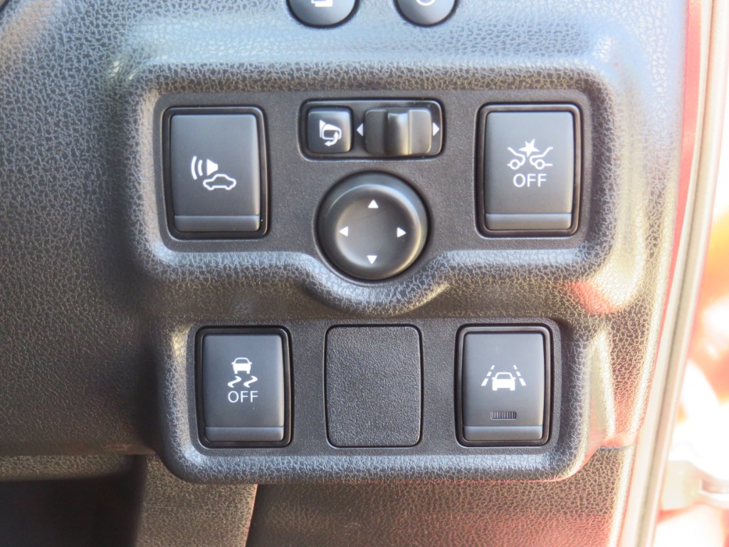 S8022615.jpg
