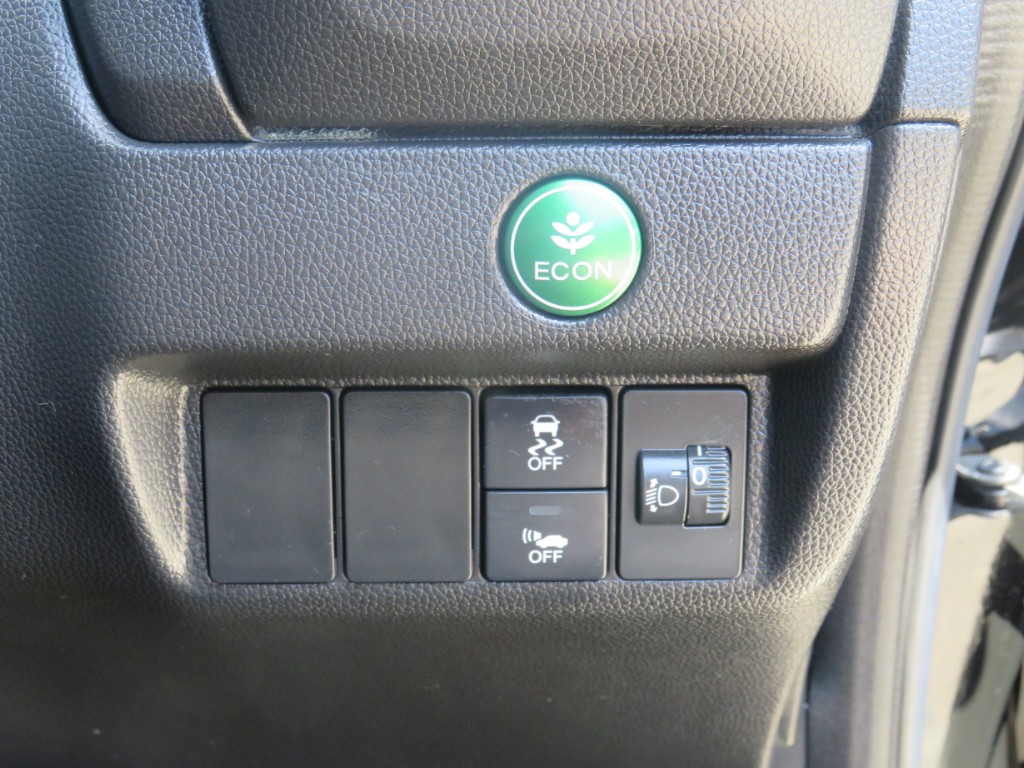 S8027317.jpg