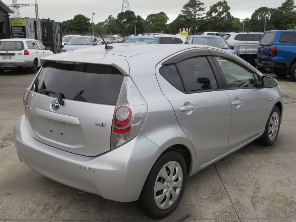 S802908.jpg