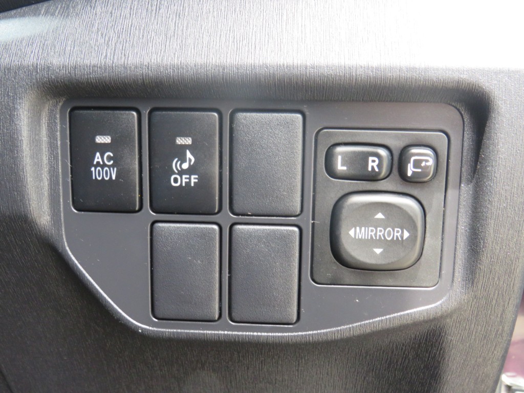 S8029612.jpg