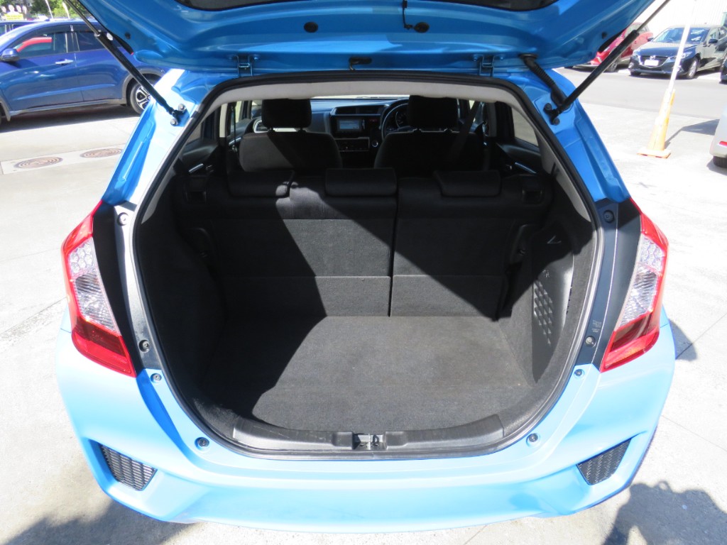 S8030811.jpg