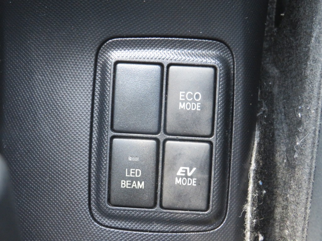 S8032316.jpg