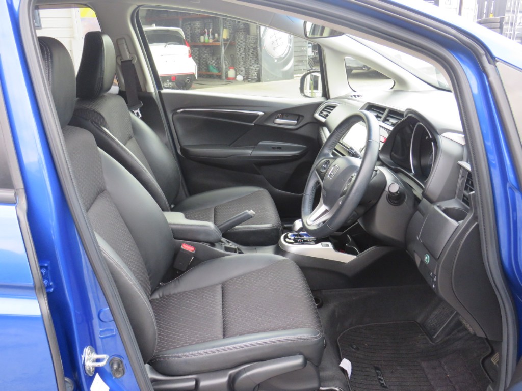 S8032411.jpg