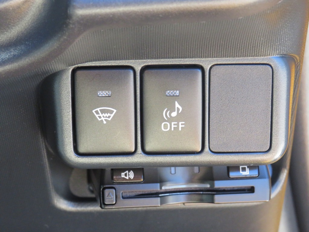 S8033215.jpg