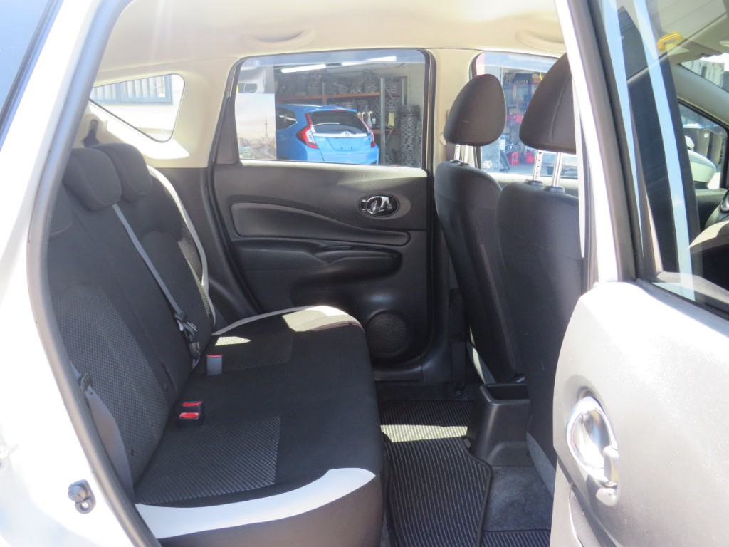 S8034912.jpg