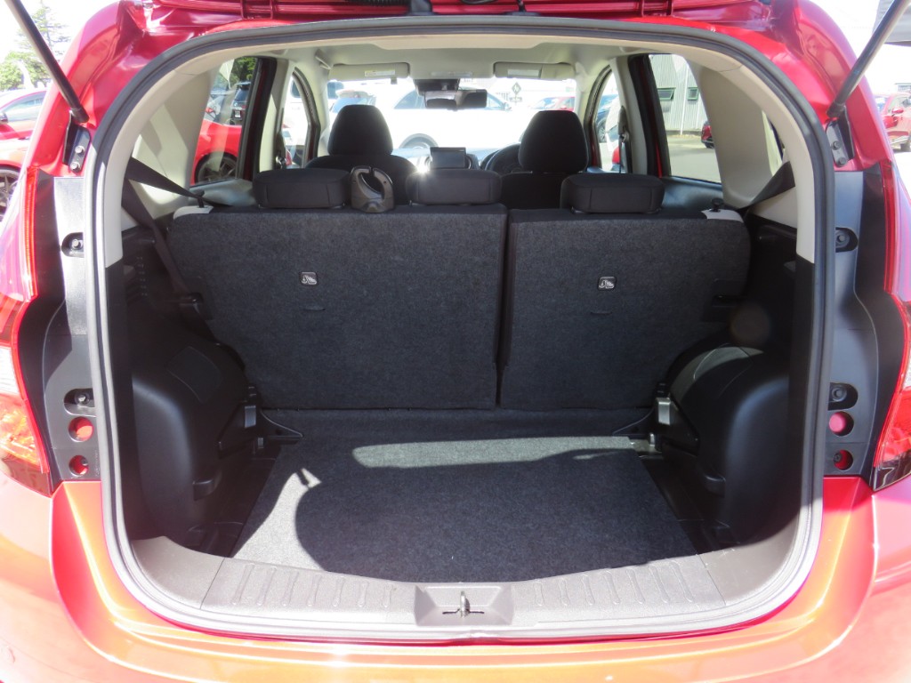 S8035012.jpg