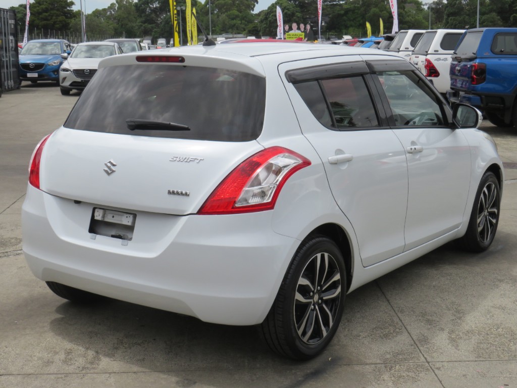 S803667.jpg