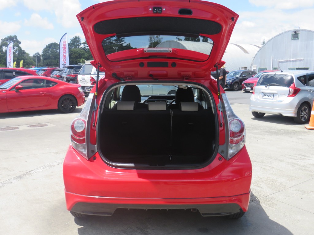 S803718.jpg