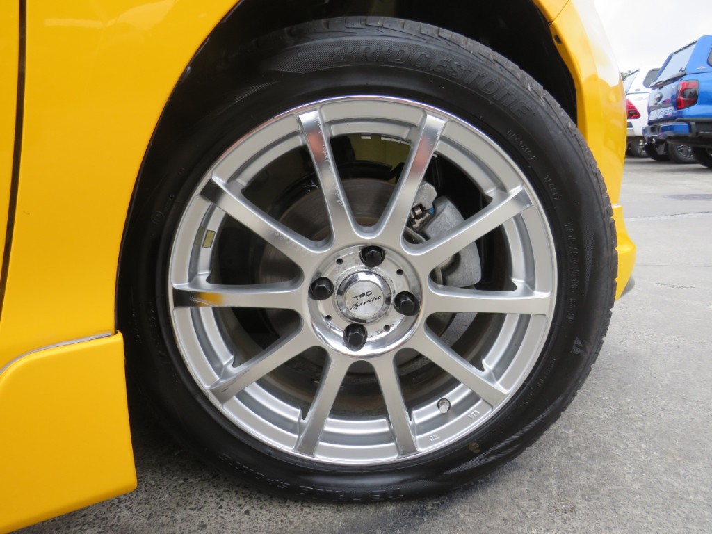 S8037411.jpg