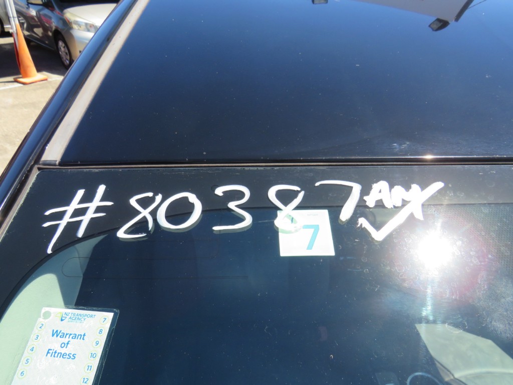 S8038721.jpg