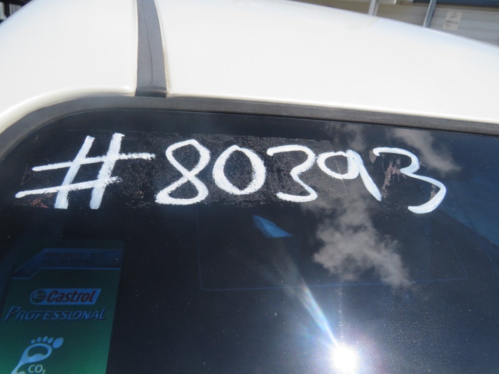 S8039317.jpg