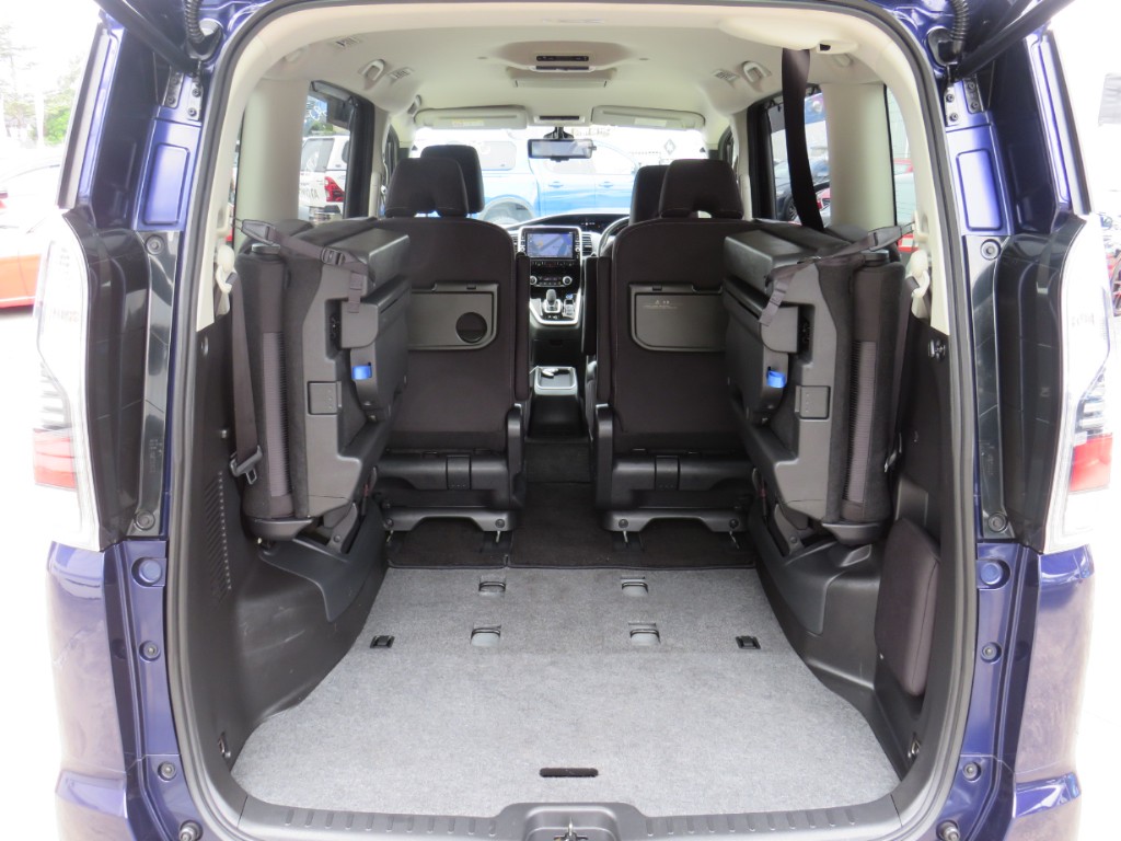 S8040719.jpg