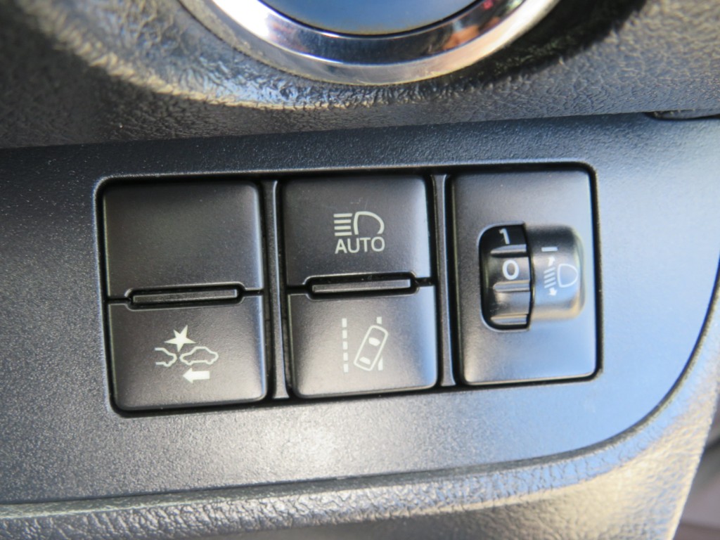 S8042320.jpg