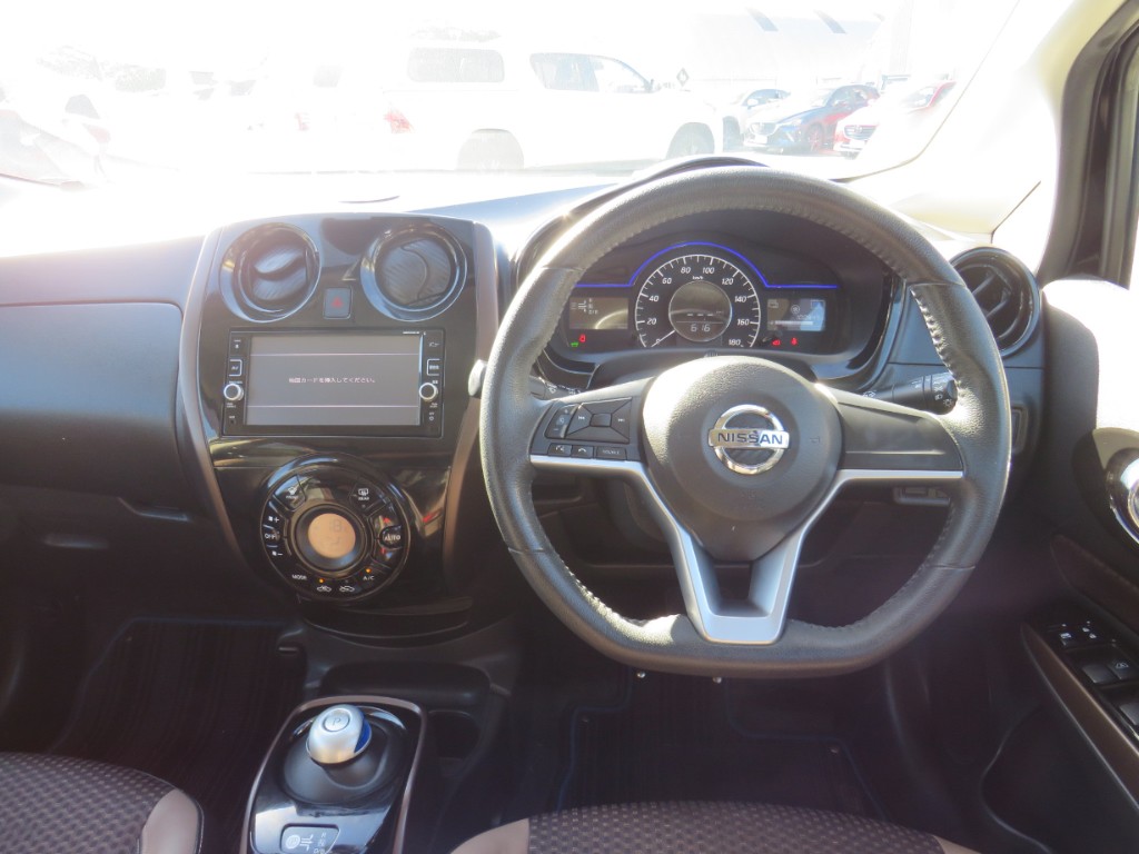 S8042713.jpg