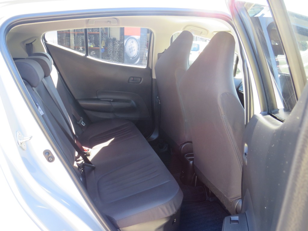 S8043511.jpg