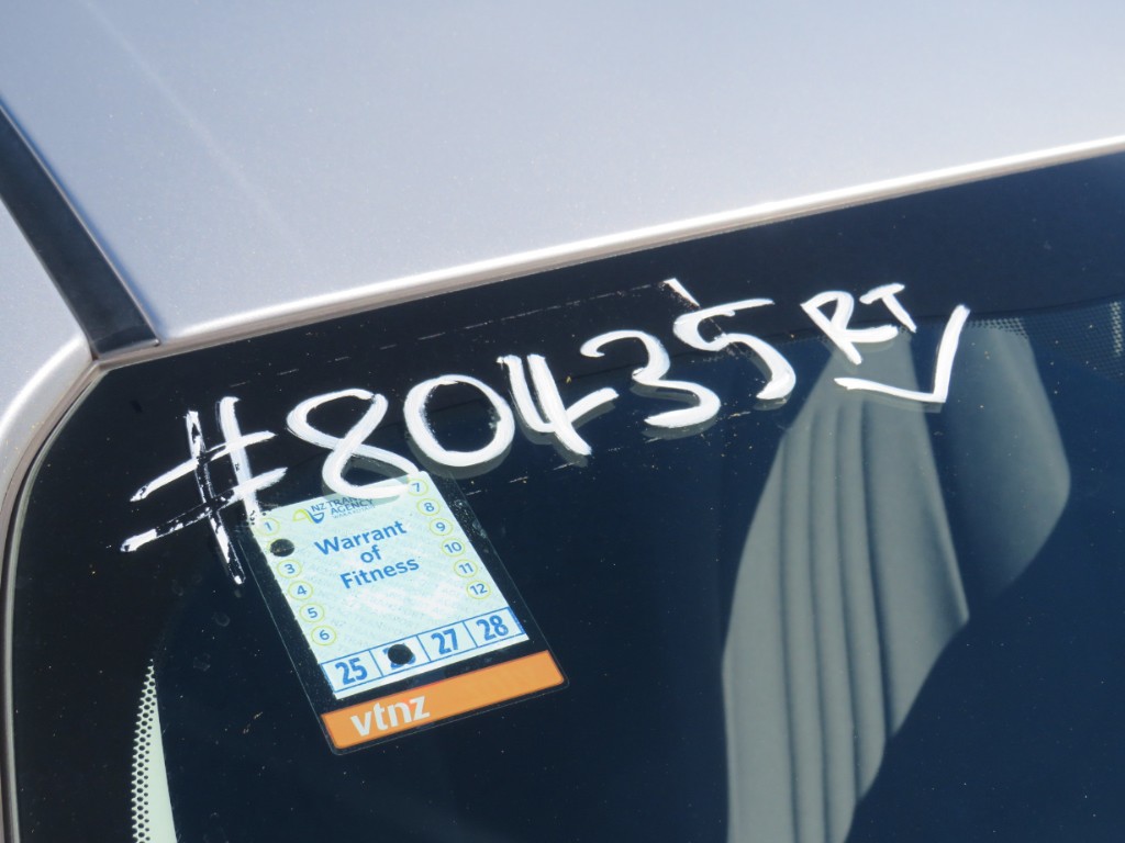 S8043520.jpg