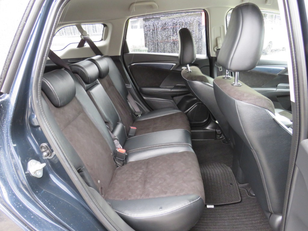 S8044912.jpg