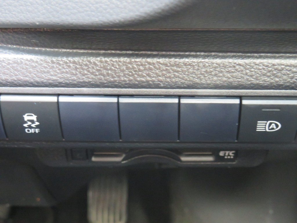 S8045715.jpg