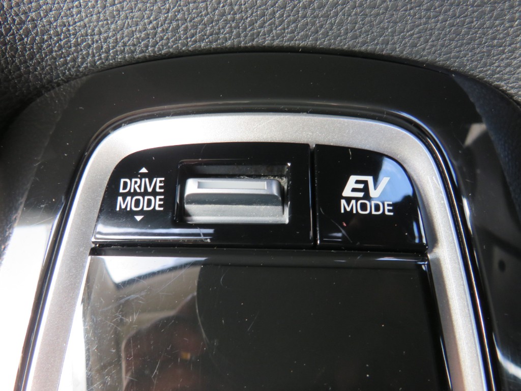 S8045717.jpg