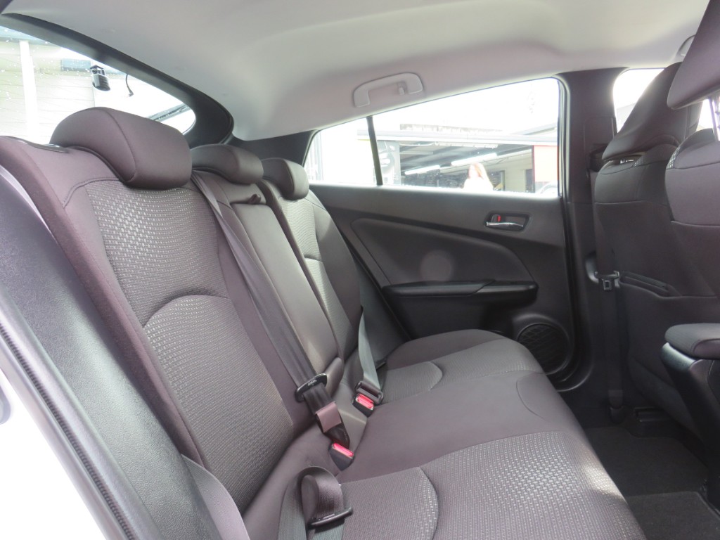 S8045911.jpg