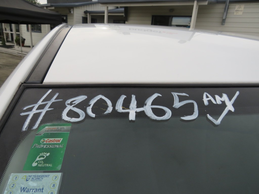 S8046520.jpg