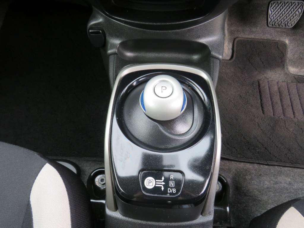 S8046816.jpg