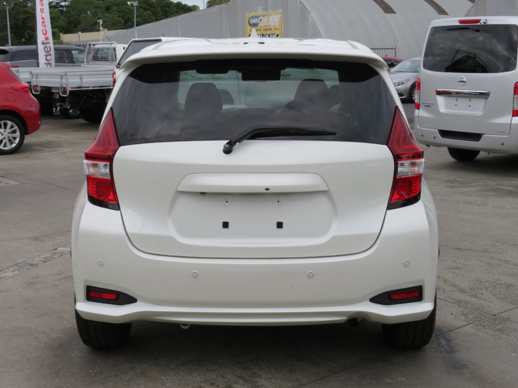 S804697.jpg