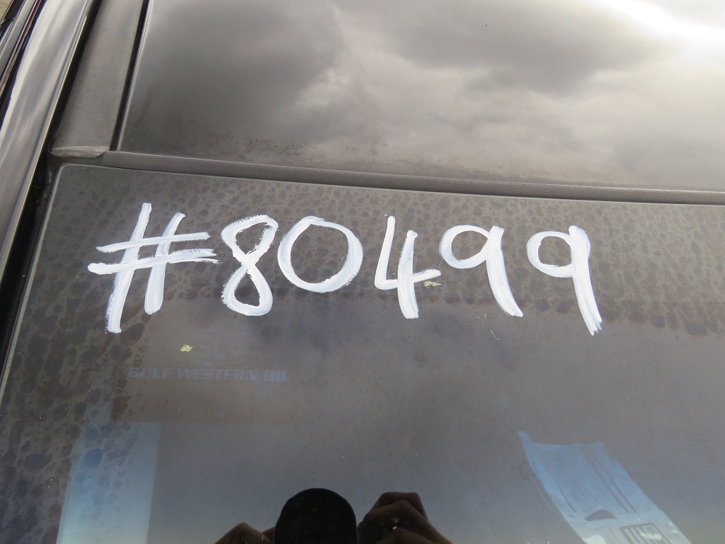 S8049921.jpg