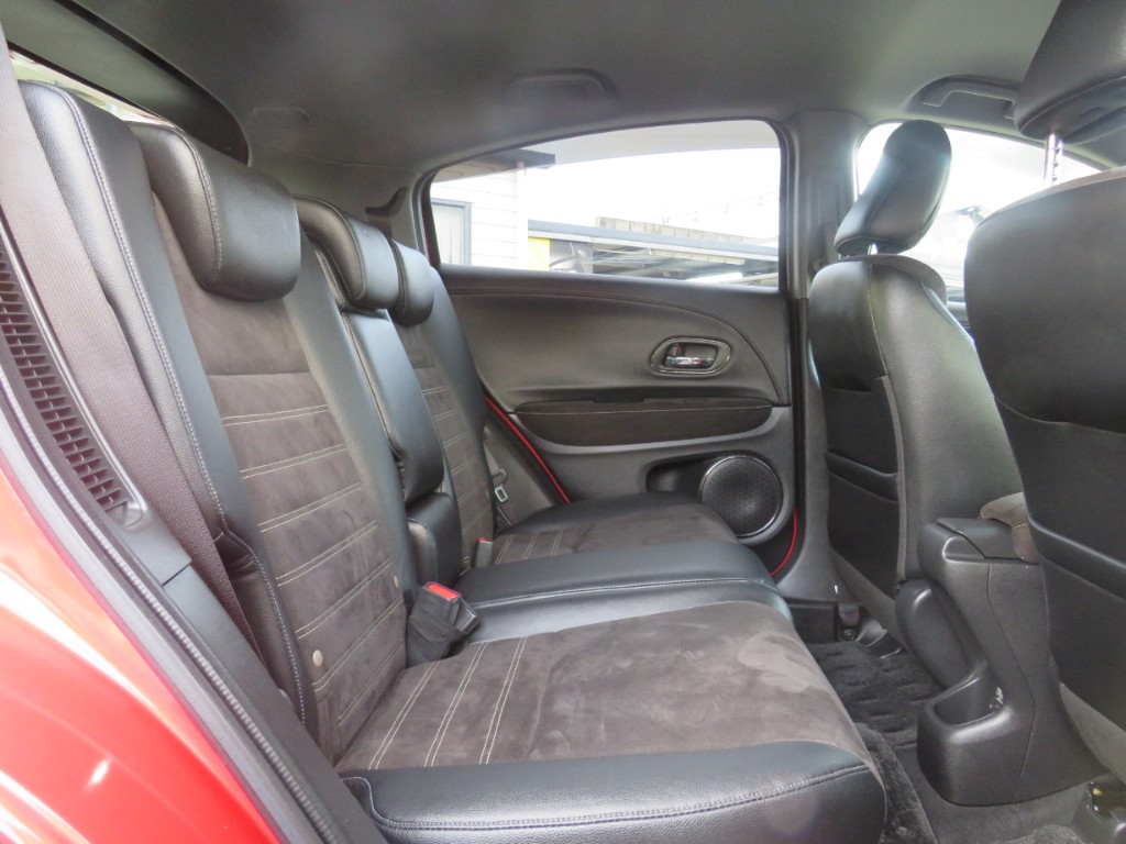S8050012.jpg