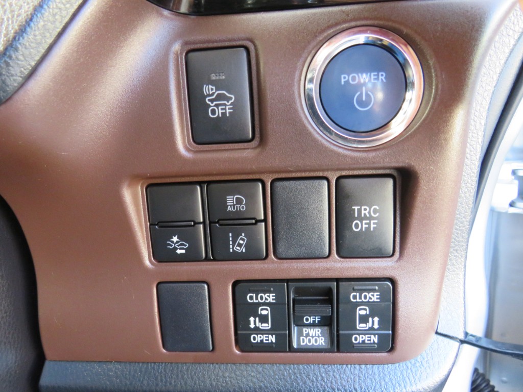 S8050915.jpg
