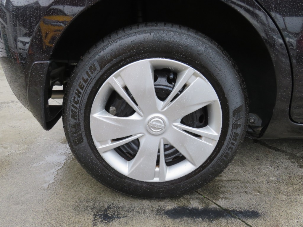 S8053010.jpg
