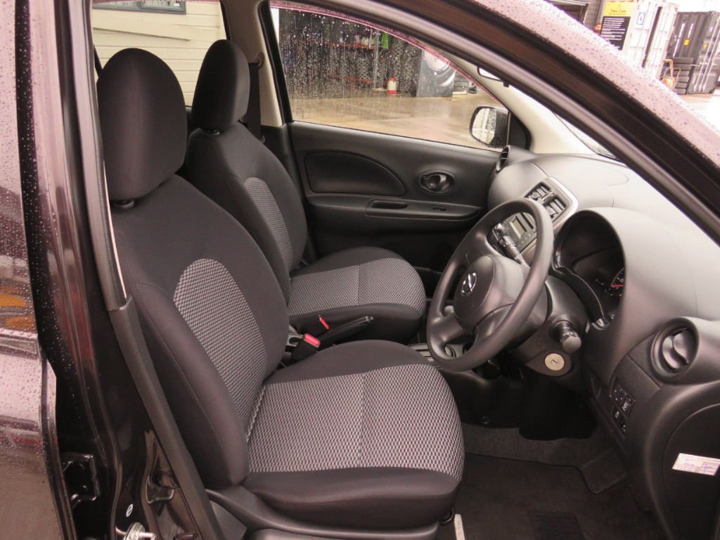 S8053013.jpg