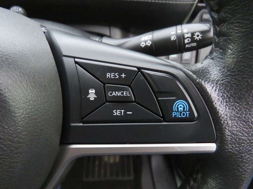 S8053318.jpg
