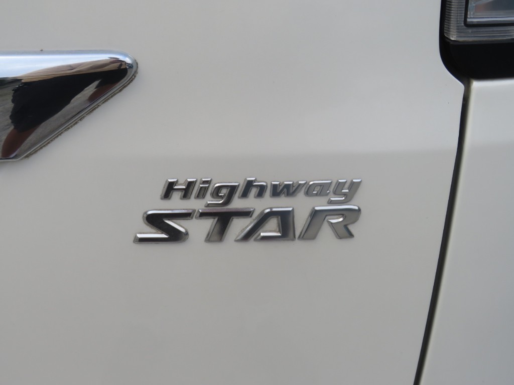 S8053512.jpg