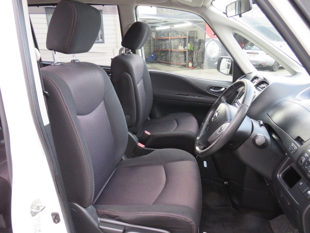 S8053515.jpg