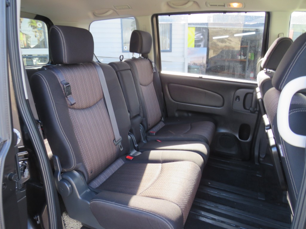 S8053613.jpg