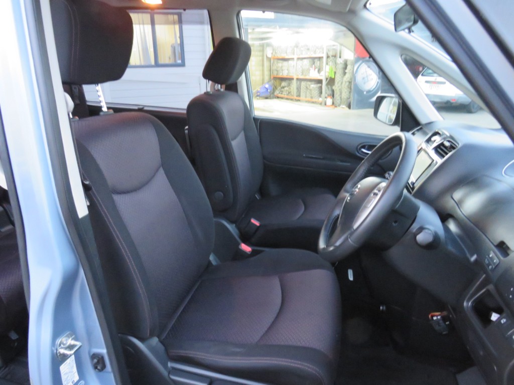 S8053713.jpg