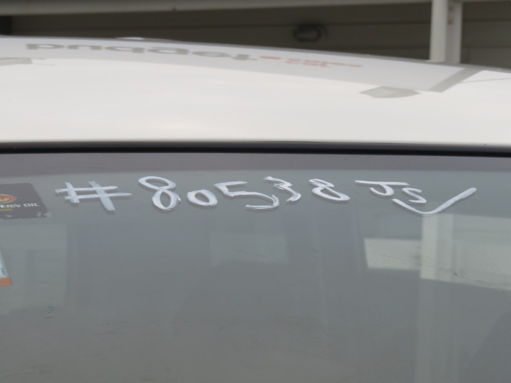 S8053821.jpg