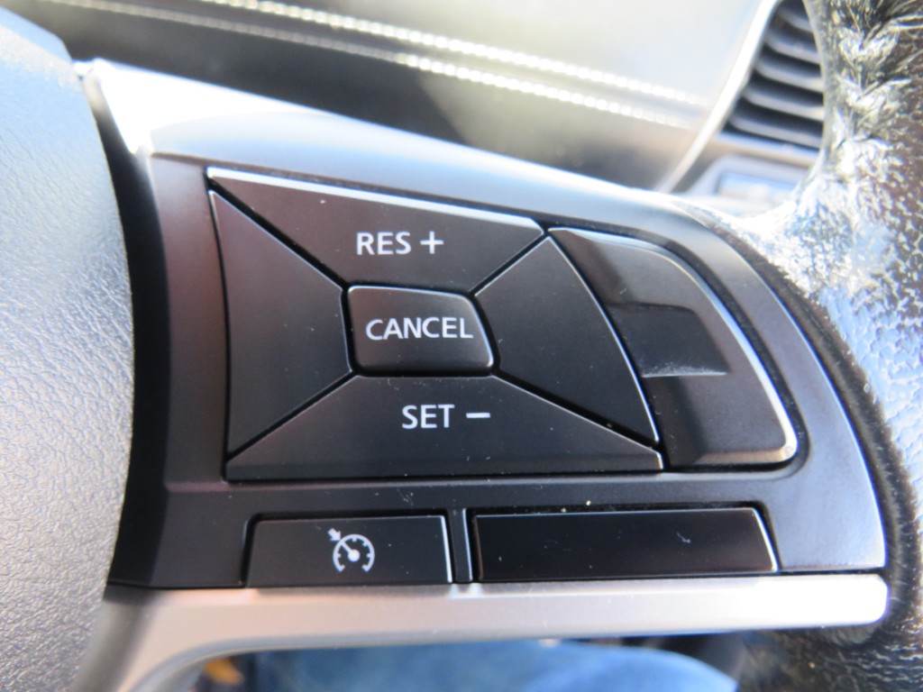 S8054017.jpg