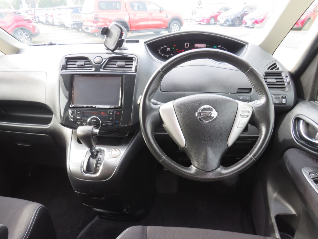 S8054114.jpg