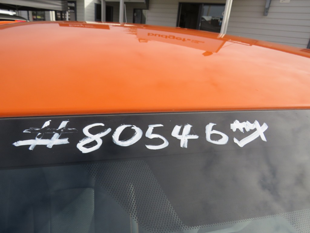 S8054621.jpg