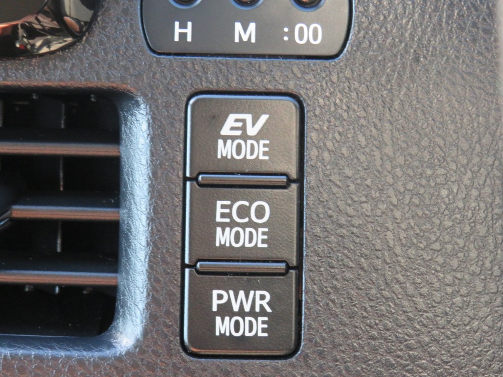 S8055619.jpg