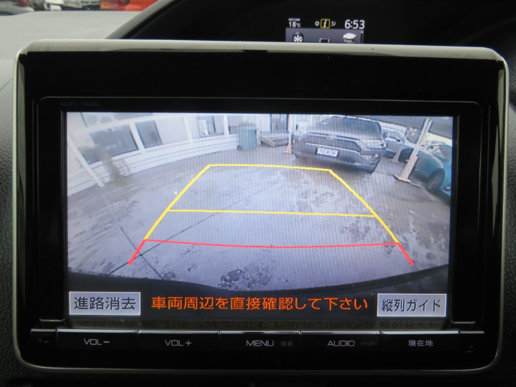 S8055718.jpg
