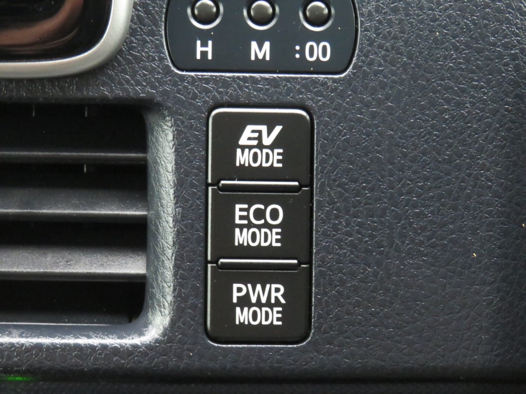 S8055720.jpg