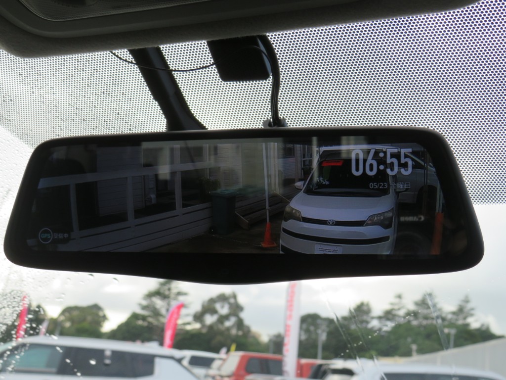 S8055918.jpg