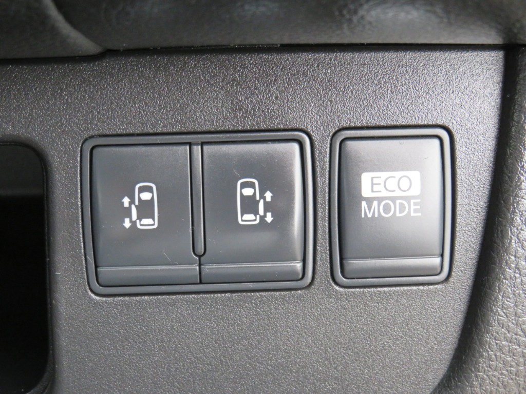 S8057118.jpg