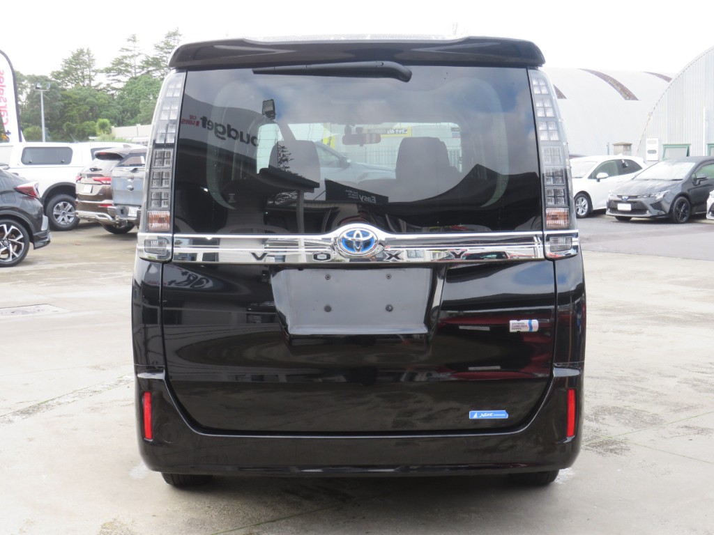 S805777.jpg