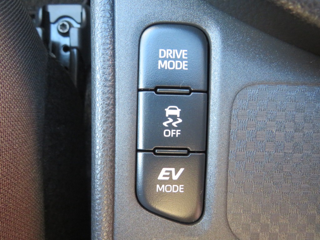 S8058618.jpg