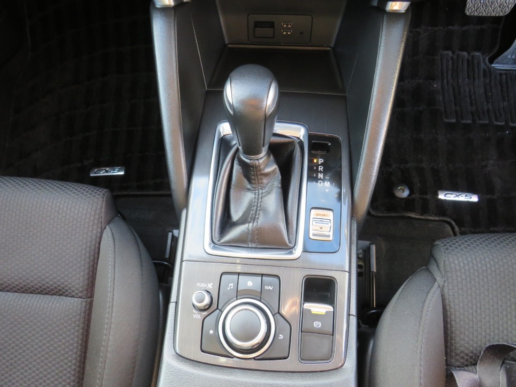 S8062317.jpg