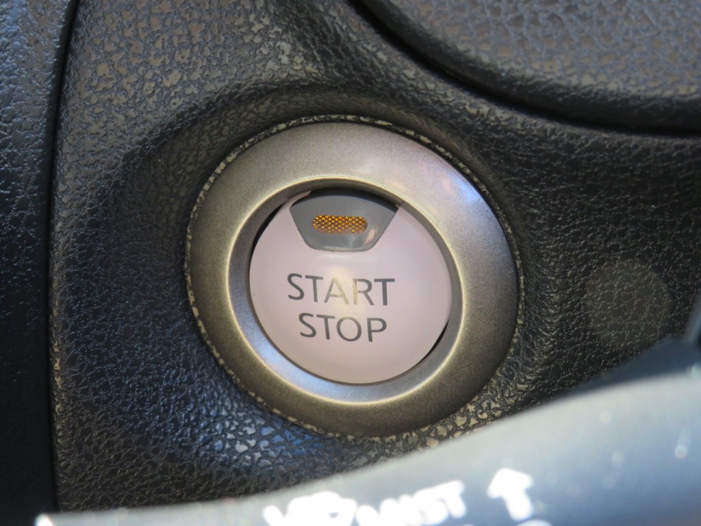S8063014.jpg